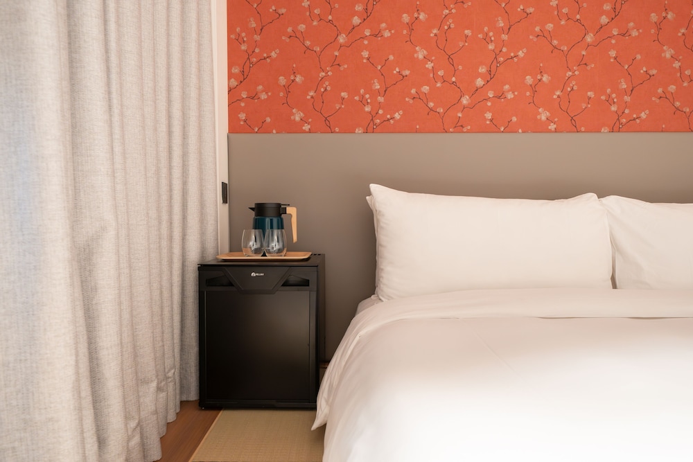 Japanese Guest Room - Photo 2