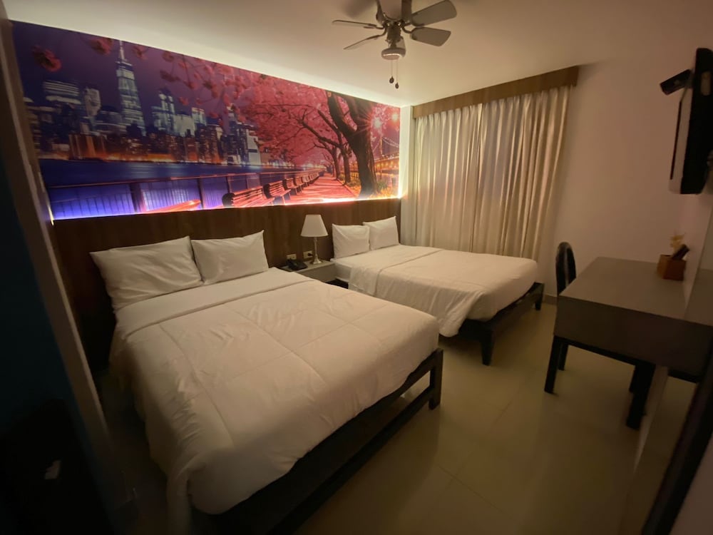 Standard Twin Room photo 1