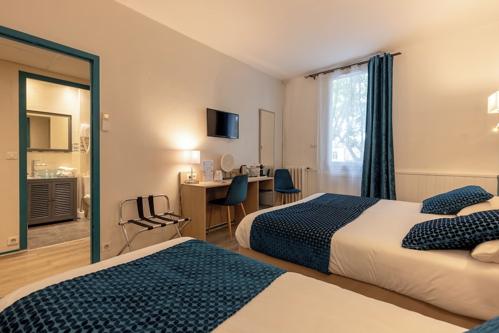 Family Triple Room, Air conditioning - Photo 3