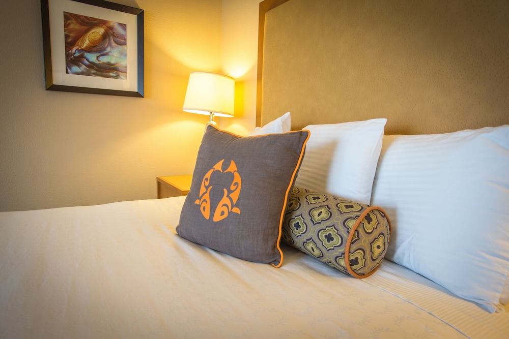 Deluxe Room, 1 Queen Bed, Ocean View, Oceanfront photo 2