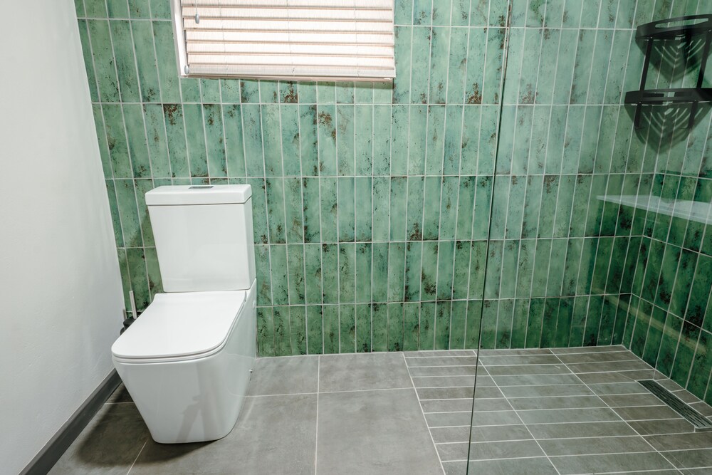 Executive Apartment - Photo 9