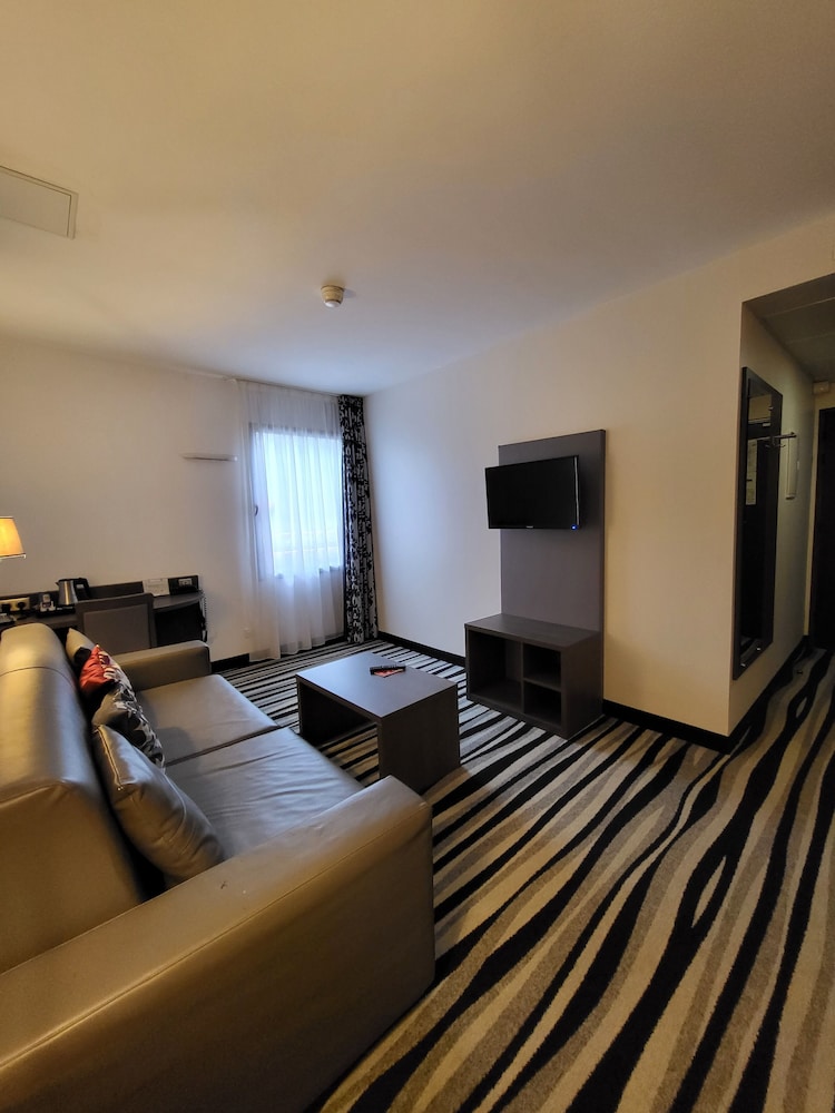 Superior Room, 2 Double Beds - Photo 6
