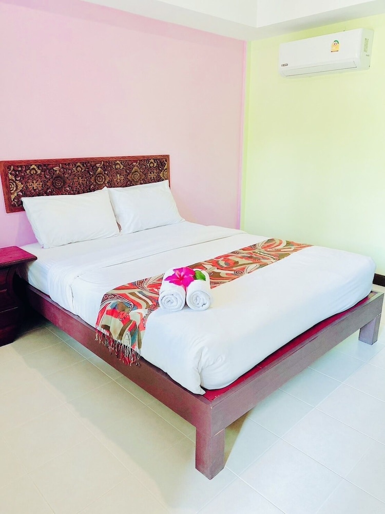Economy Double Room - Photo 15