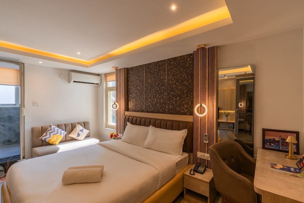 Premium Double Room - Photo 6