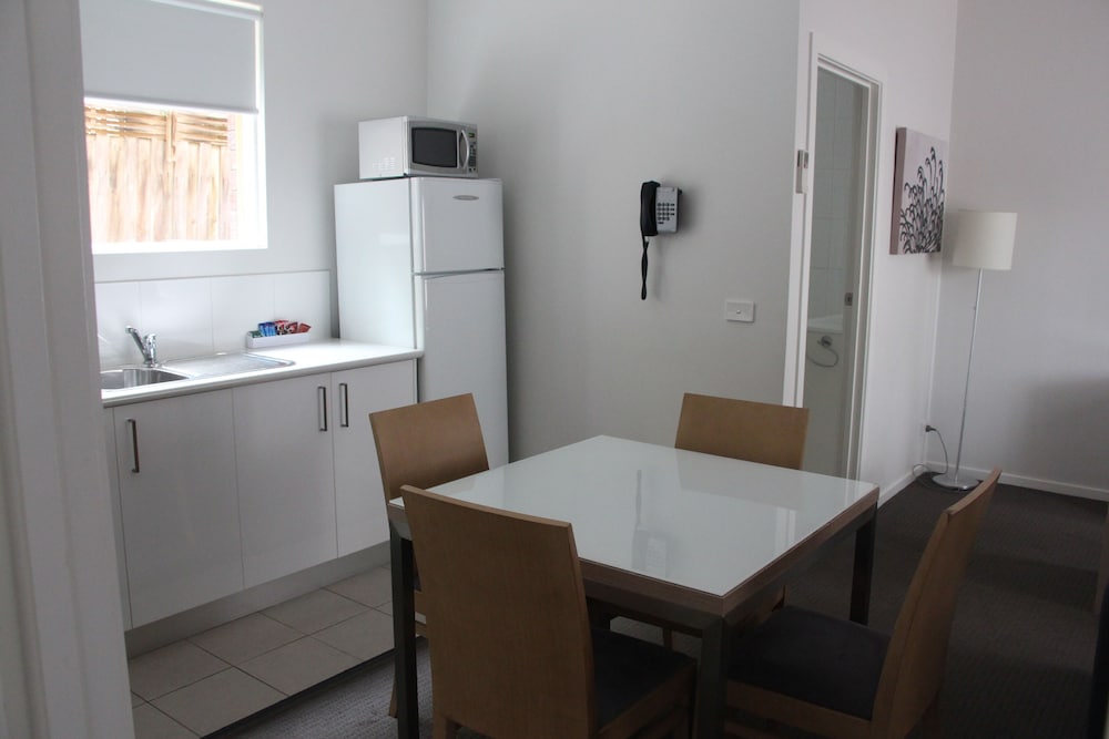 Two Bedroom Family Unit photo 3