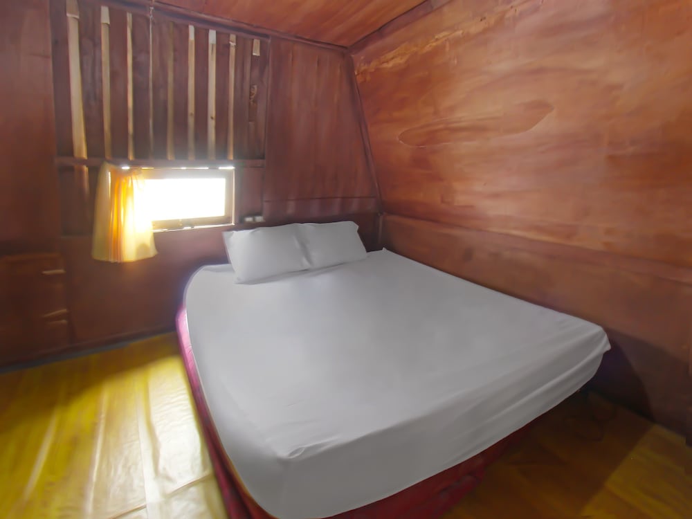 Double Room - Photo 7