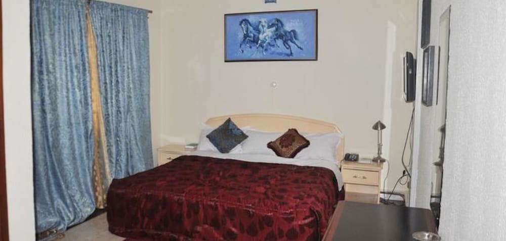 Royal Suite photo 1