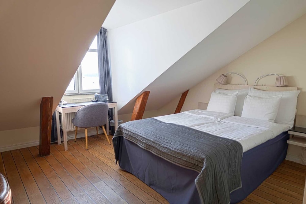 Twin Standard Room photo 2