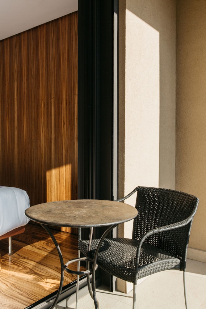 Executive Room photo 2