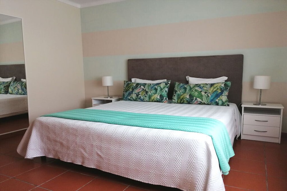 Traditional Apartment photo 1