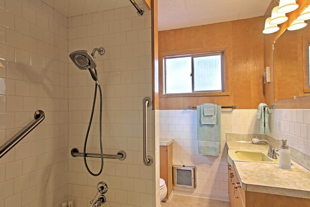 House (2 Bedrooms) photo 3
