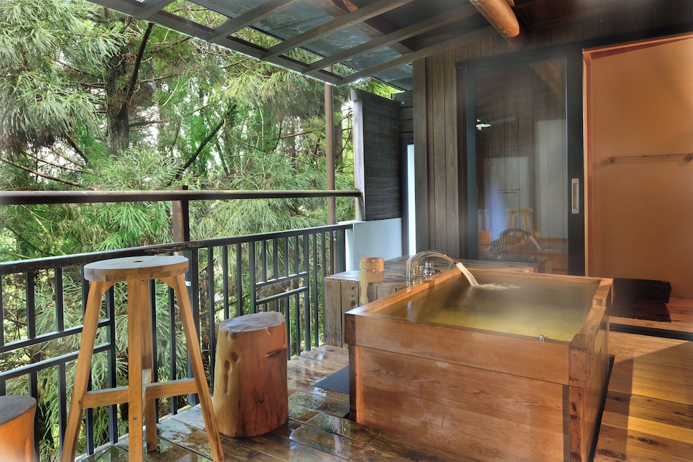 [Hana] Japanese Style Double Bed Room with Private Open-Air Bath