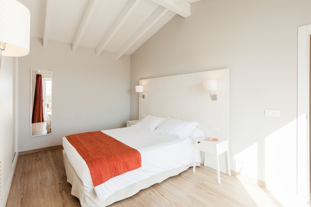 Dúplex Premium (4 Adultos y 2 Niños, Parque Acuático)