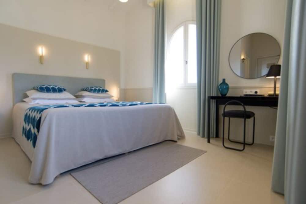 Double Room, Harbor View - Photo 13