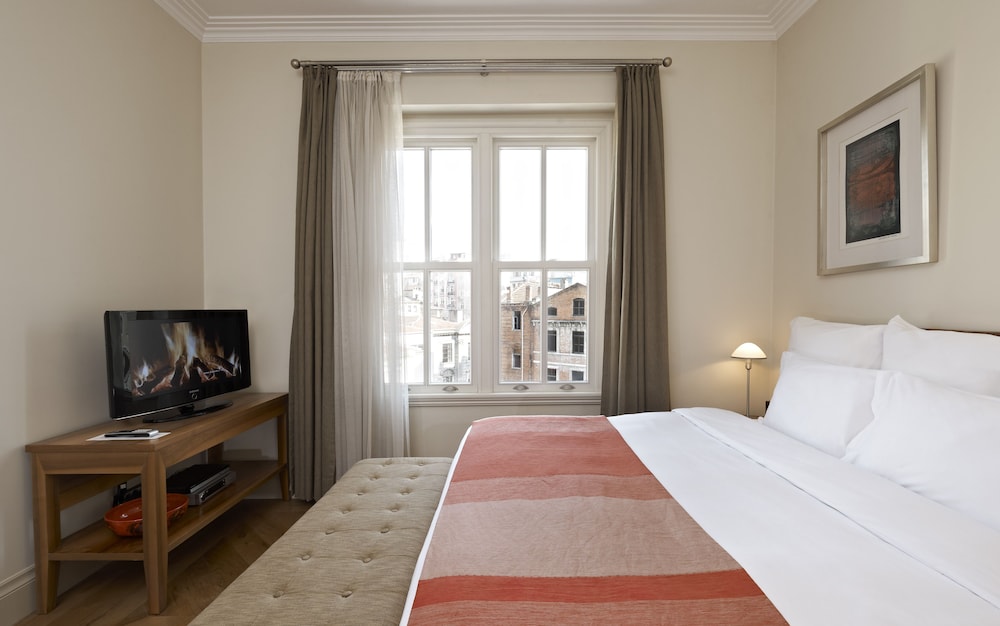 Standard Suite photo 1