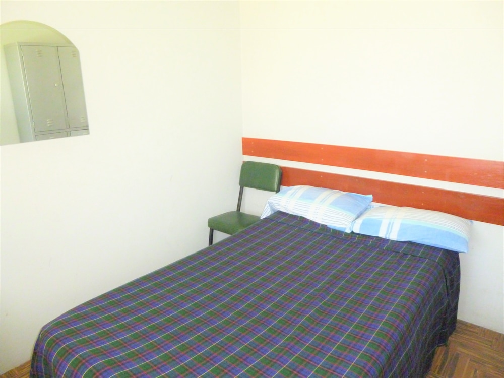 Single Room, 1 Double Bed