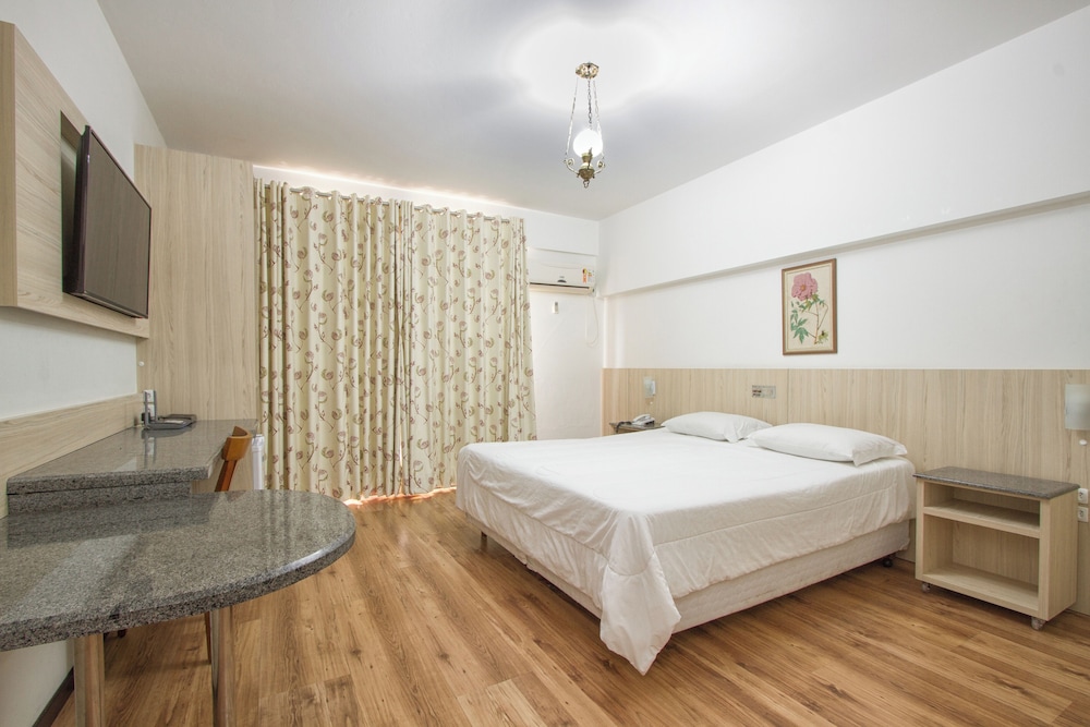 Quarto superior, 1 cama casal, 1 cama solteiro - Photo 4