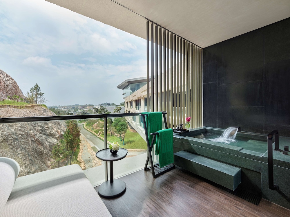 Dream Valley Cliff Room - King photo 2