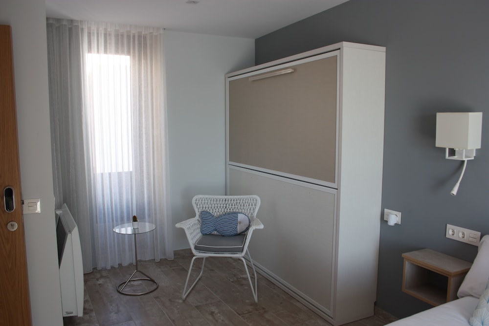 Family Room photo 3