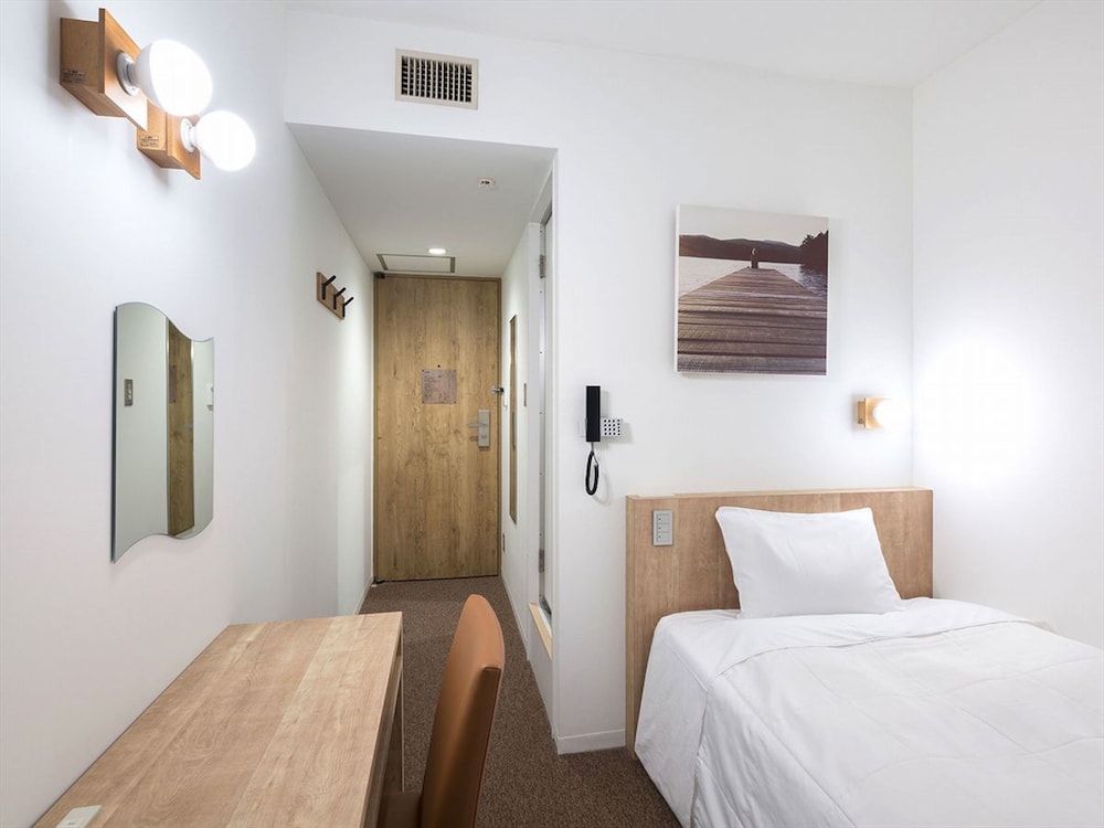 Moderate Economy Double Room, Non Smoking - Photo 1
