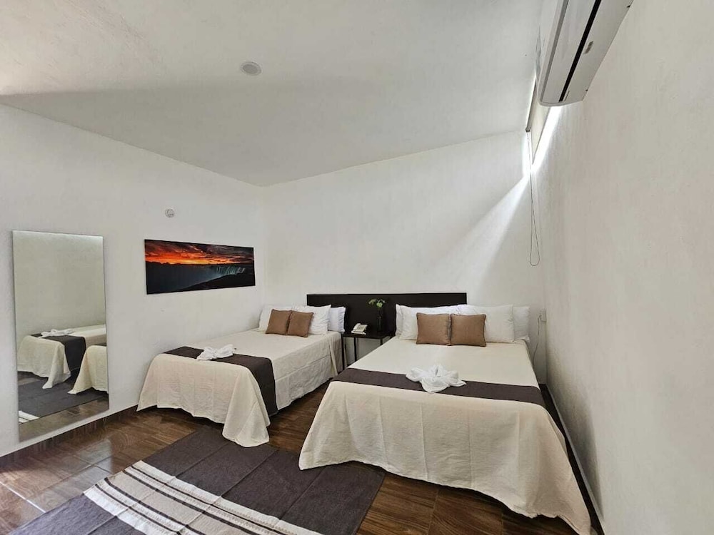 Family Double Room, Mobility Accessible, Valley View photo 1