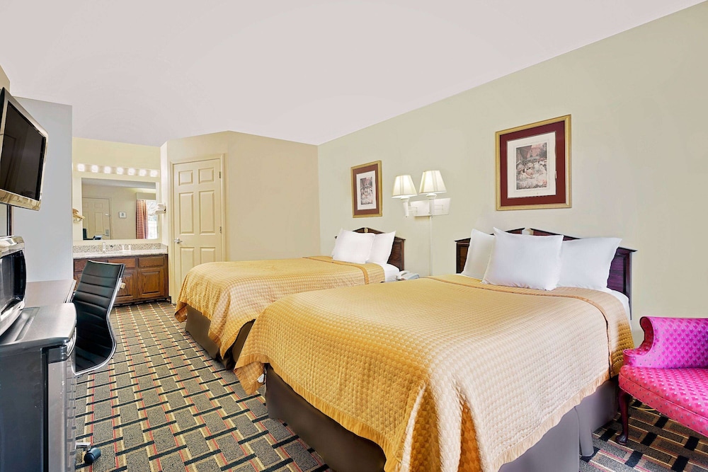 Double Room, 2 Double Beds photo 1