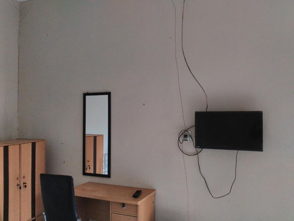 Standard Twin Room - Photo 6