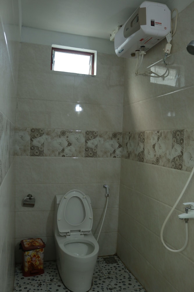 Deluxe Quadruple Room, 1 Bedroom, Garden View, Courtyard Area photo 2