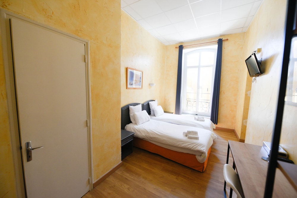 Classic Twin Room, 2 Twin Beds, Non Smoking photo 2