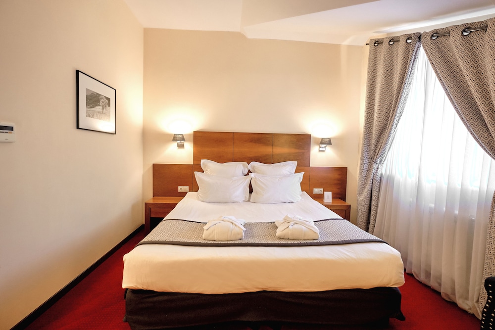 Standard Double Or Twin Room photo 1