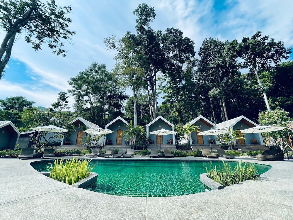 Luxury Camp Twin
