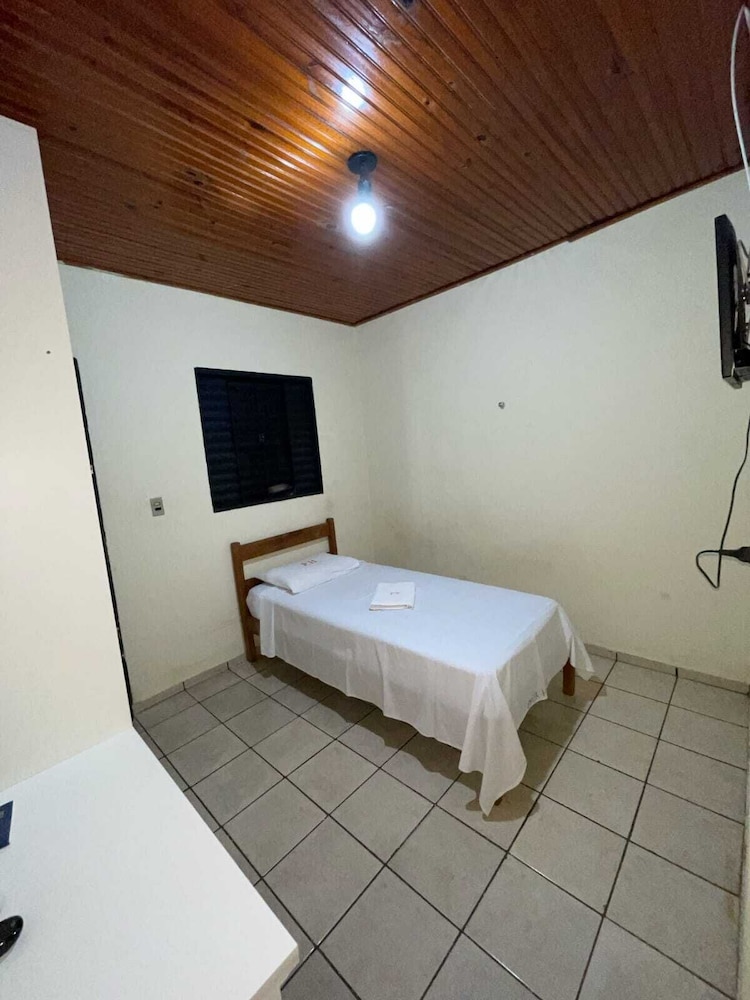 Basic Single Room, 1 Twin Bed, Non Smoking photo 1