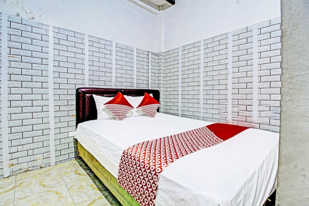 Economy Double Room photo 3