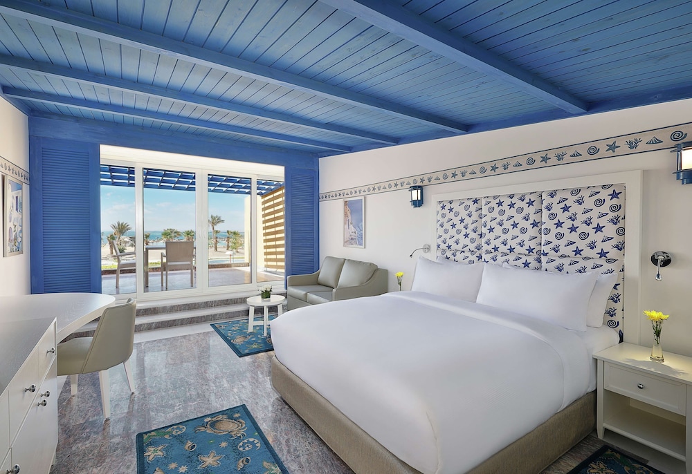 Premium Chalet, 1 King Bed, Kitchenette, Sea View photo 2