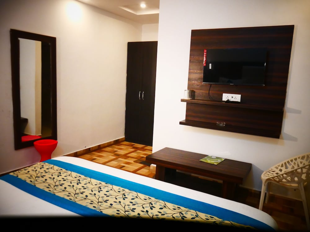 Deluxe Double Room, Balcony, Mountain View photo 2