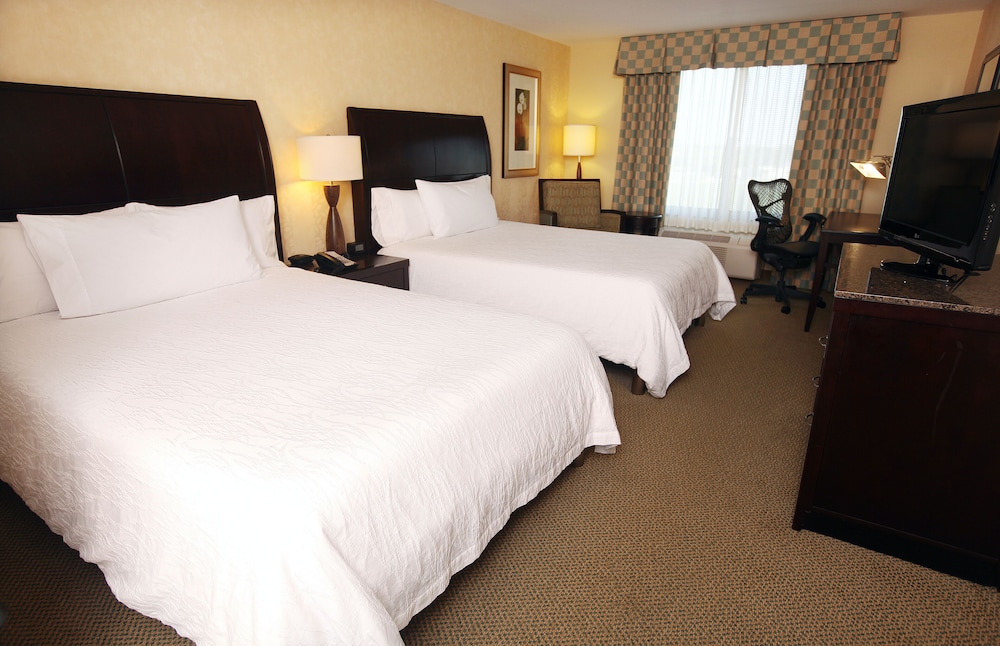 Room, 2 Queen Beds, Accessible - Photo 1