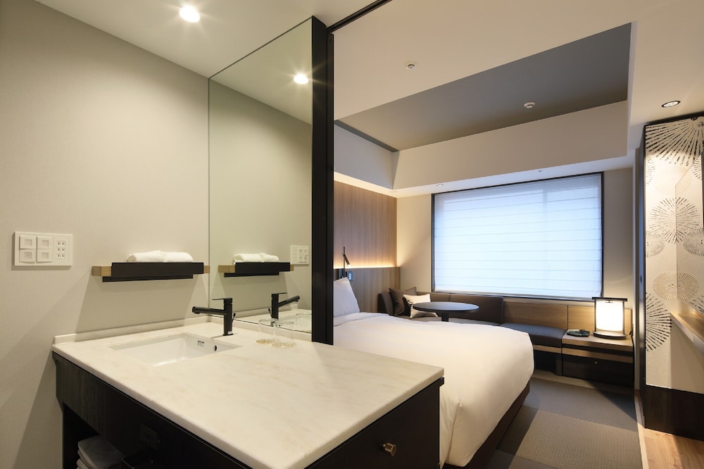 Room, 1 Queen Bed - Photo 2