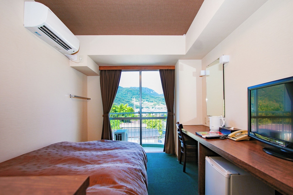 Economy Simi-Double Room - Shower Only - Non-Smoking