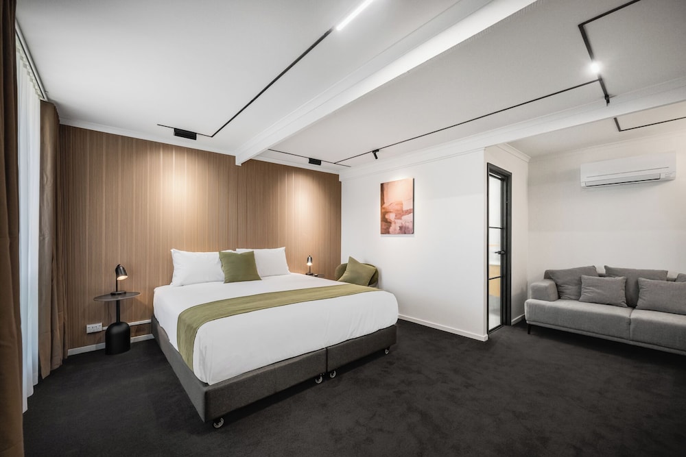 King Suite