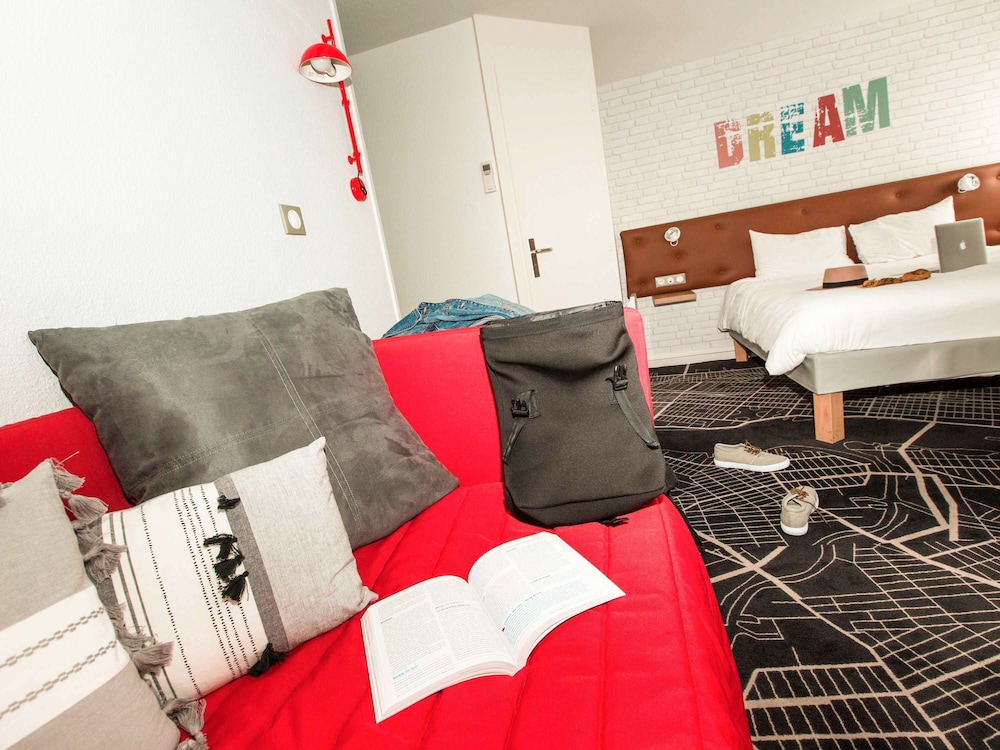Family Room, Multiple Beds photo 3