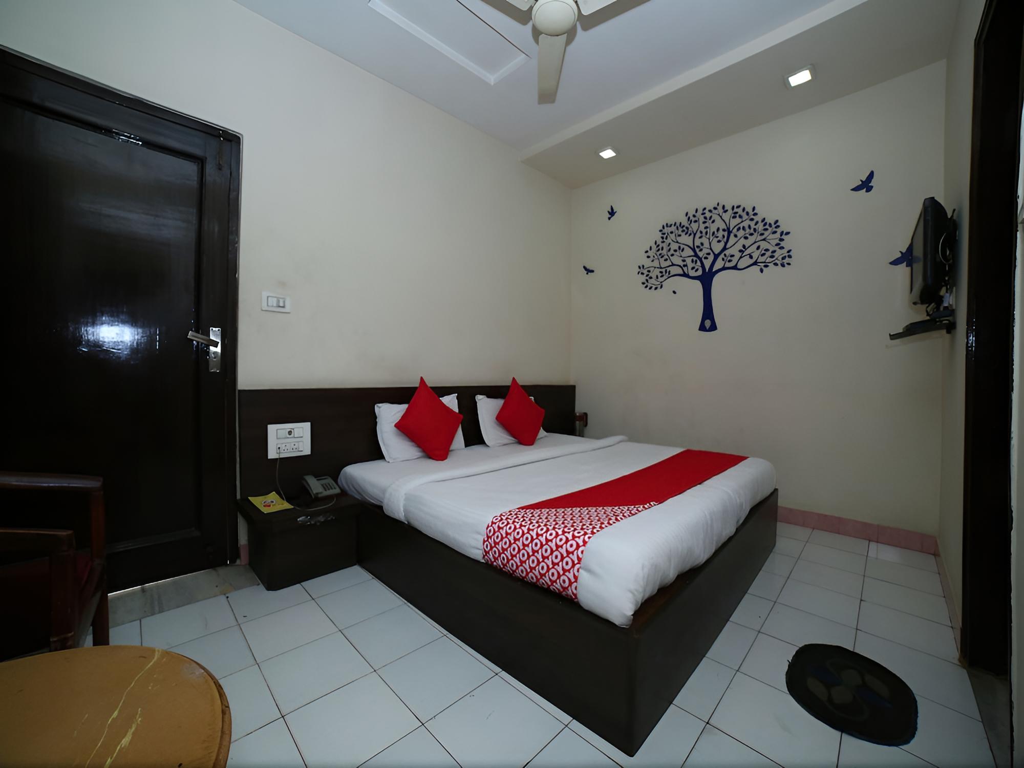Double Or Twin Room photo 1