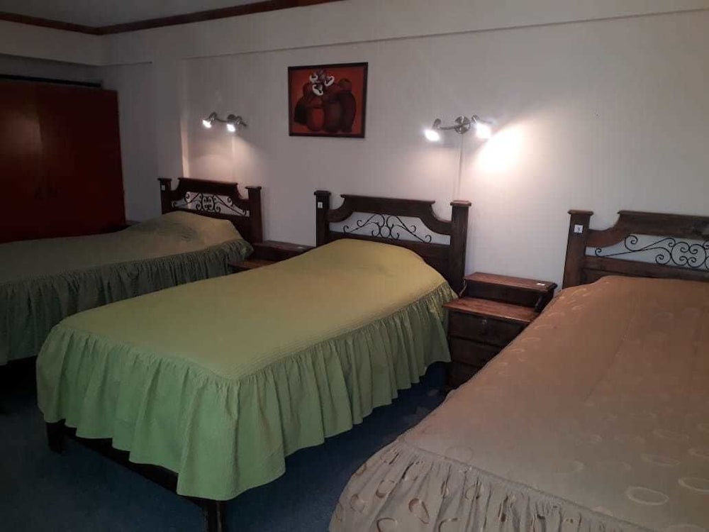 Basic Triple Room photo 3