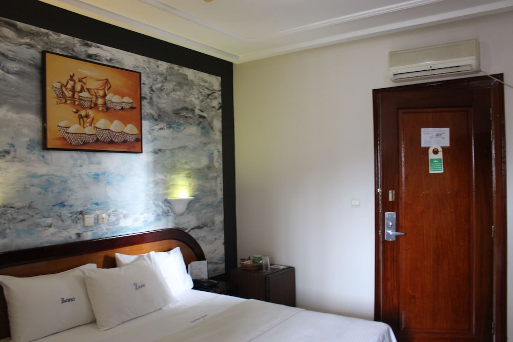Standard Room photo 2