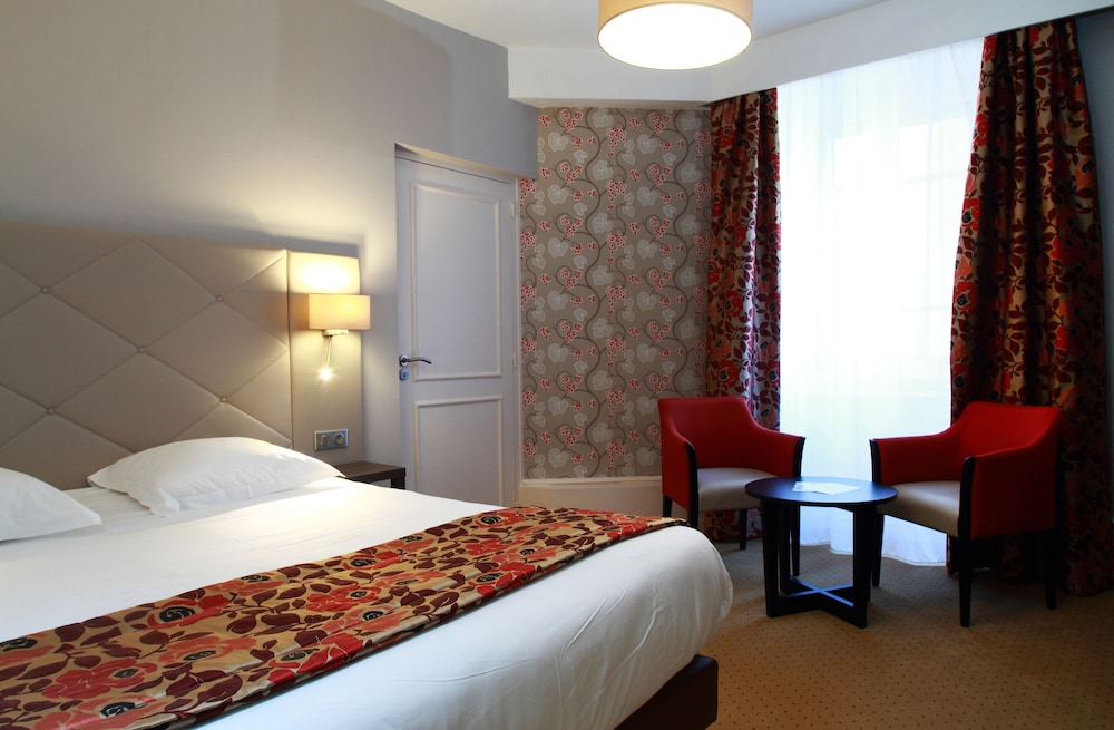 Superior Room - Photo 8