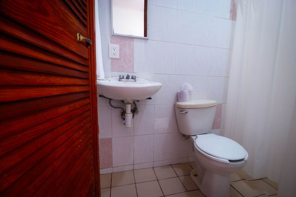 Standard Room - Photo 6