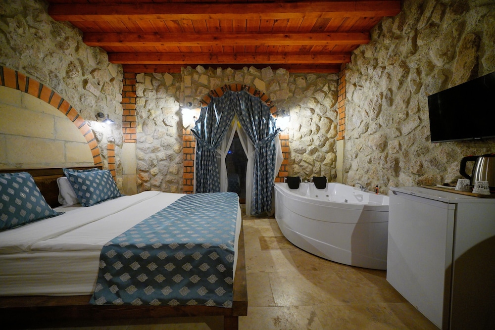 UMUS ANA Deluxe Stone Room with Valley View