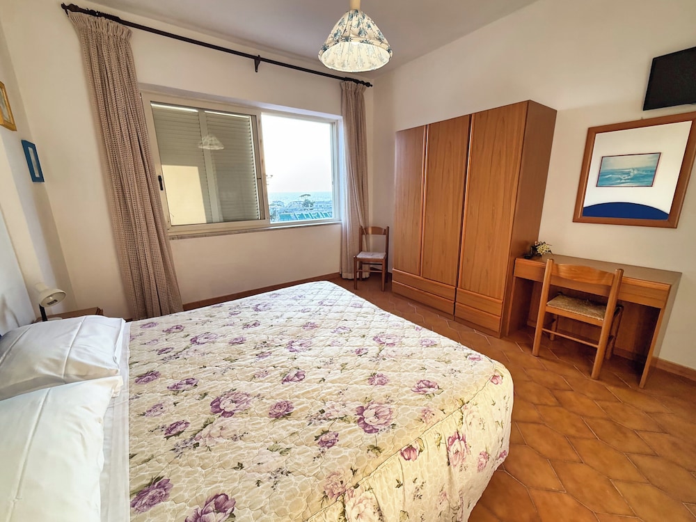 Superior Room - Photo 4