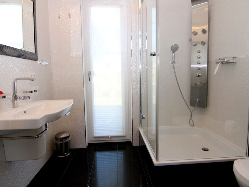 House photo 2