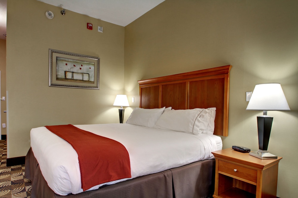 Standard Room, 1 King Bed - Photo 8