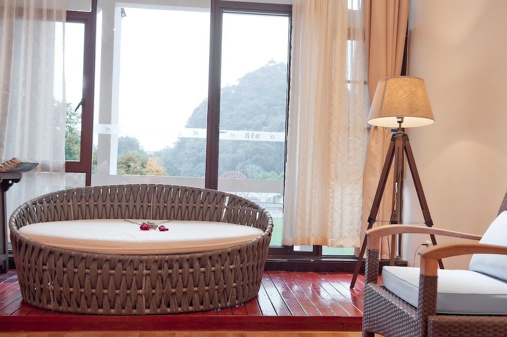 Comfort Room photo 2